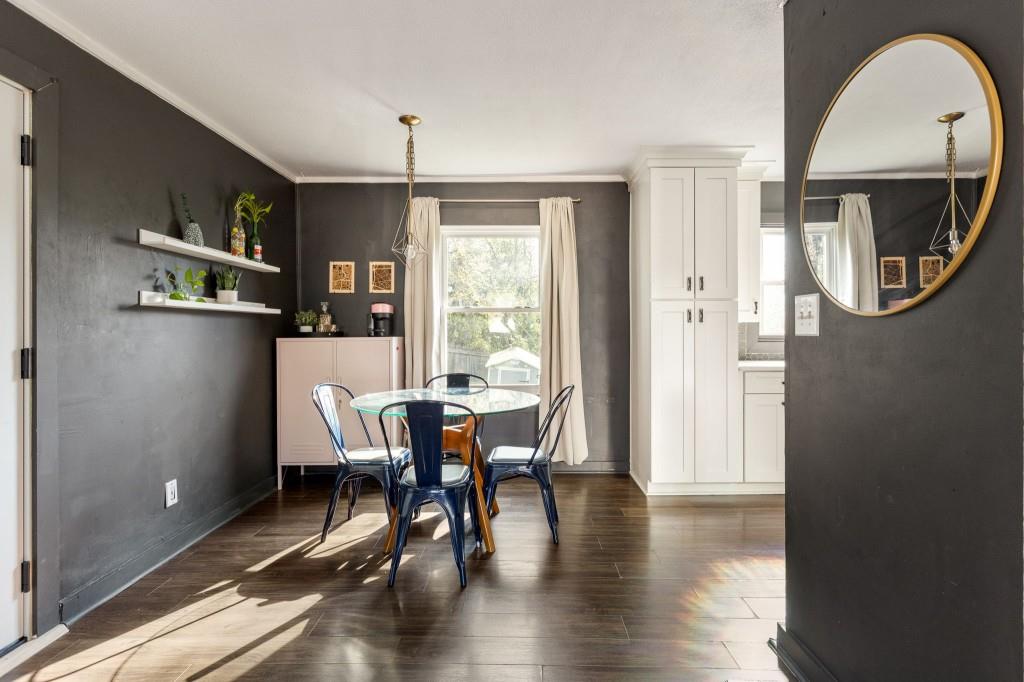 17 Turman Avenue Unit 2