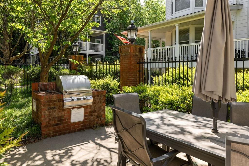 951 Glenwood Avenue SE Unit 2905