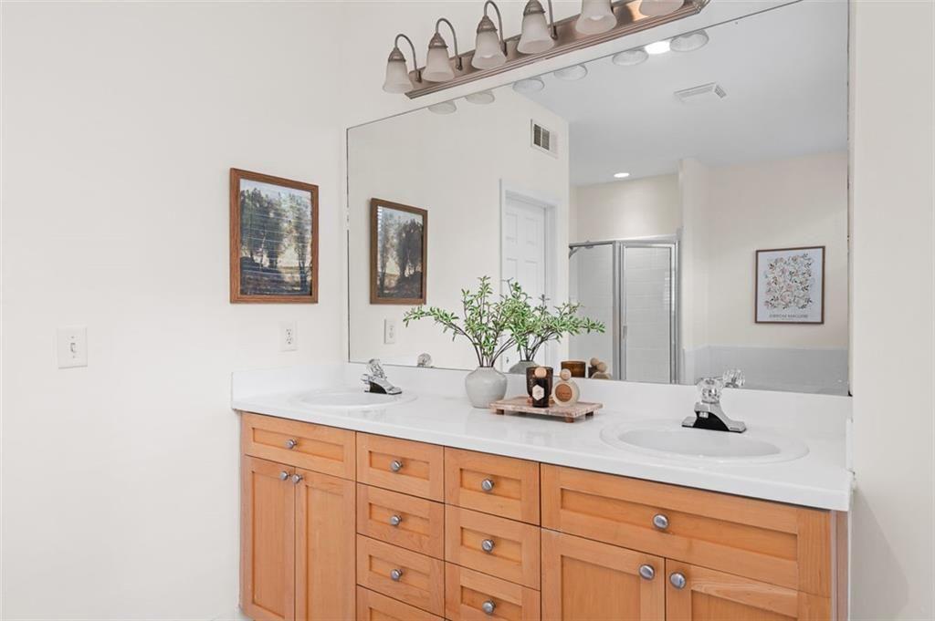 951 Glenwood Avenue SE Unit 2905