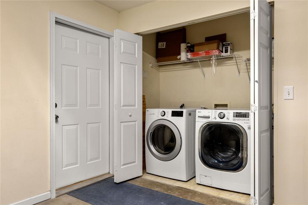 951 Glenwood Avenue SE Unit 2905