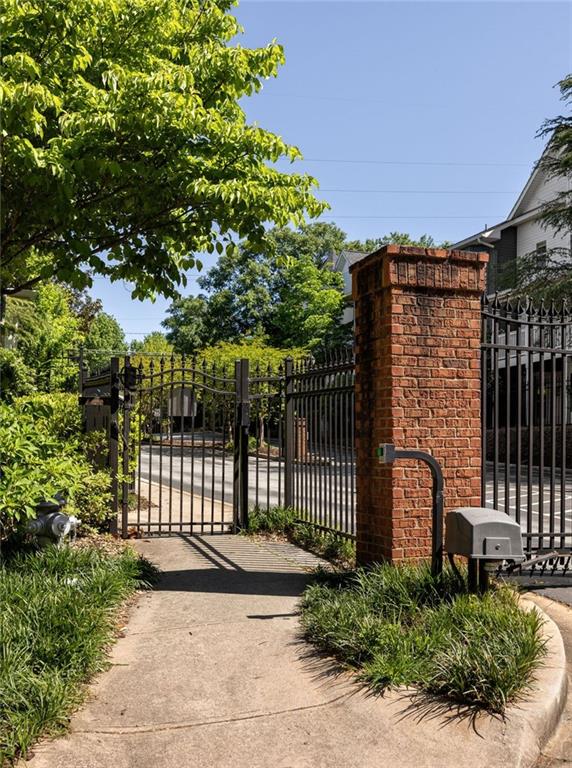 951 Glenwood Avenue SE Unit 2905