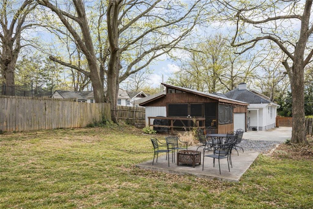 2480 Memorial Drive