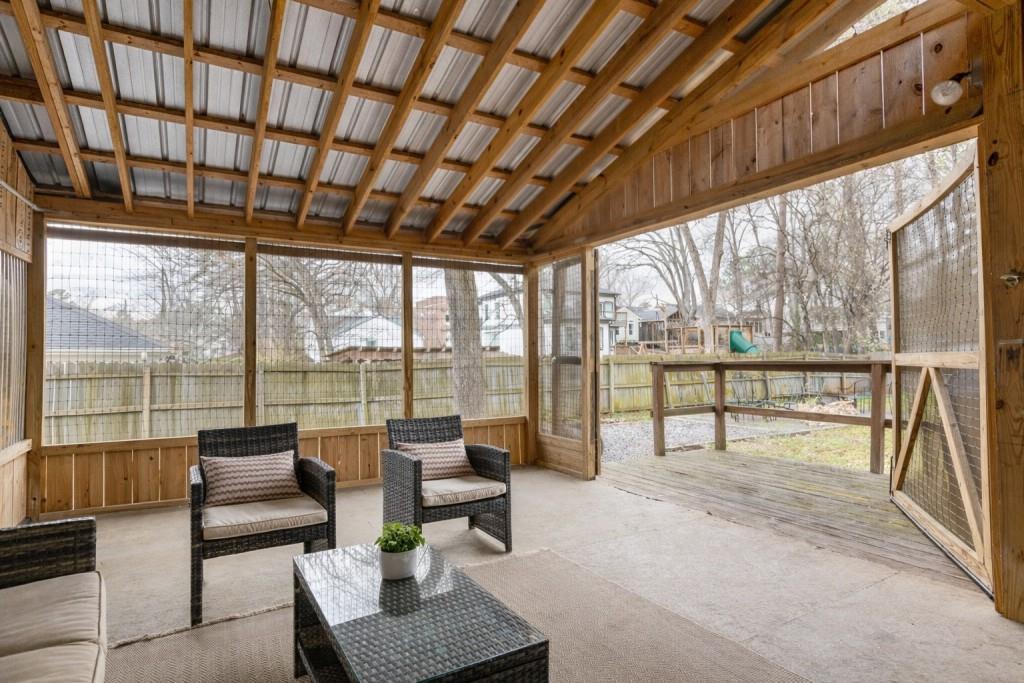 2480 Memorial Drive