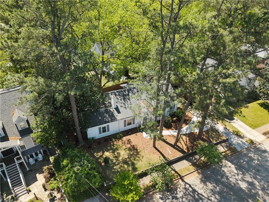 2049 Tuxedo Avenue NE