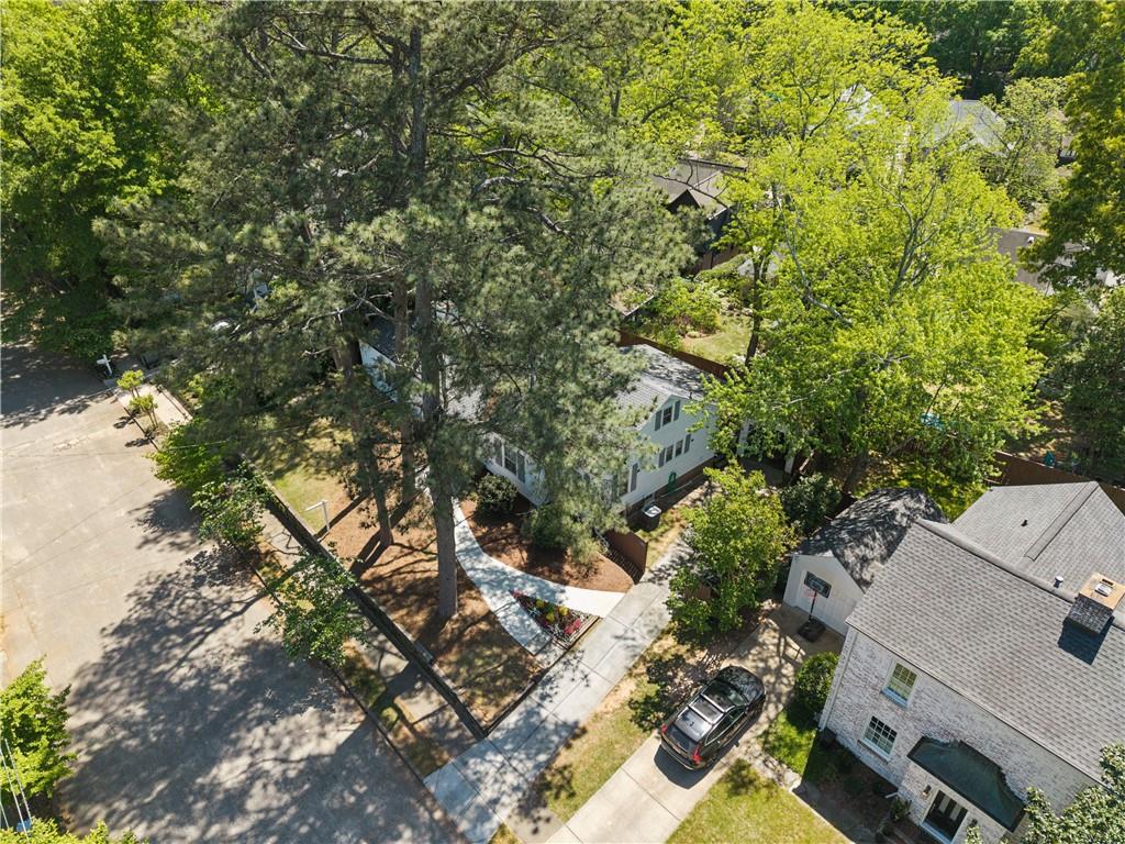 2049 Tuxedo Avenue NE