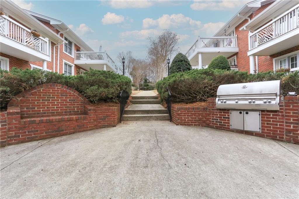 869 Briarcliff Road NE Unit B25