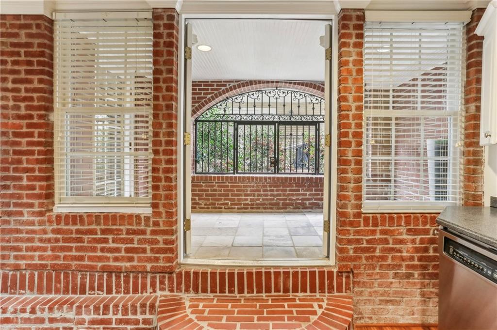 869 Briarcliff Road NE Unit B25
