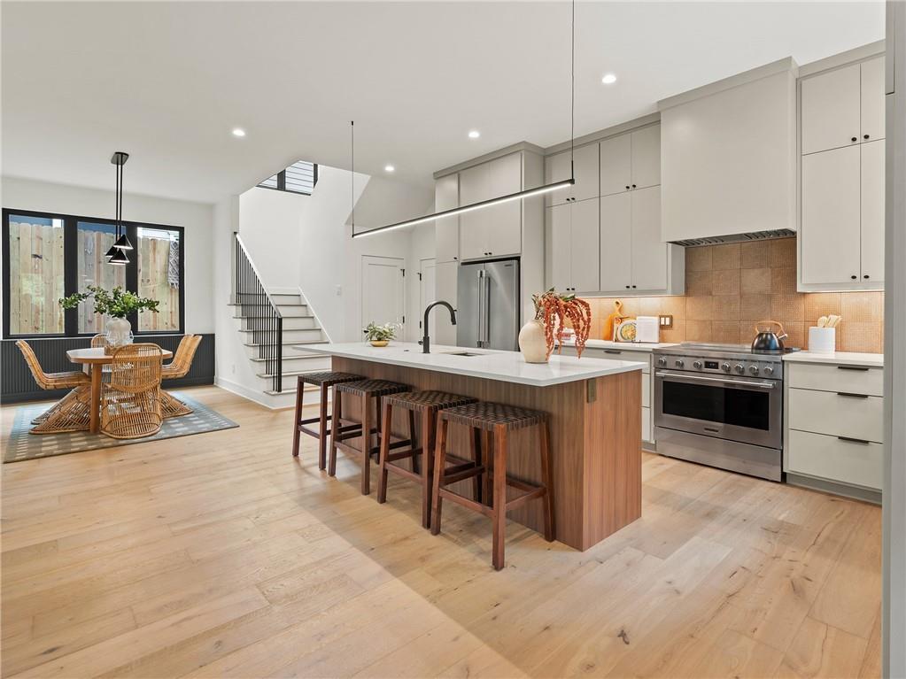 220 Green Street