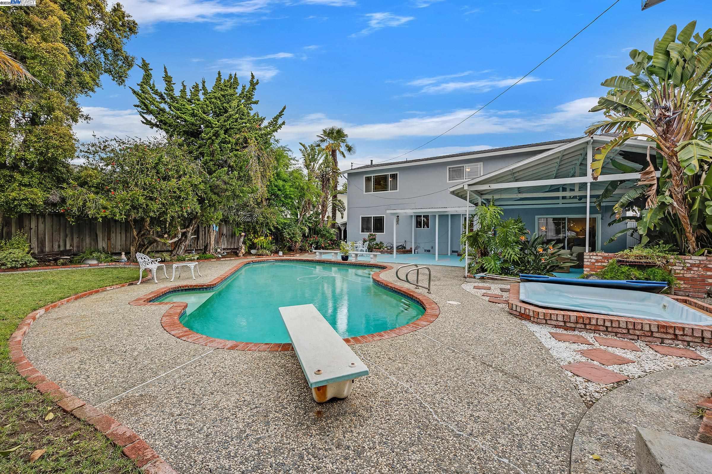 4433 Cordova Pl