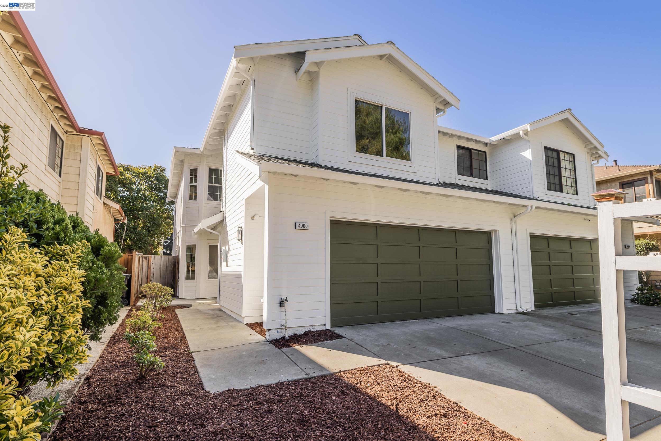4900 Creekwood Dr