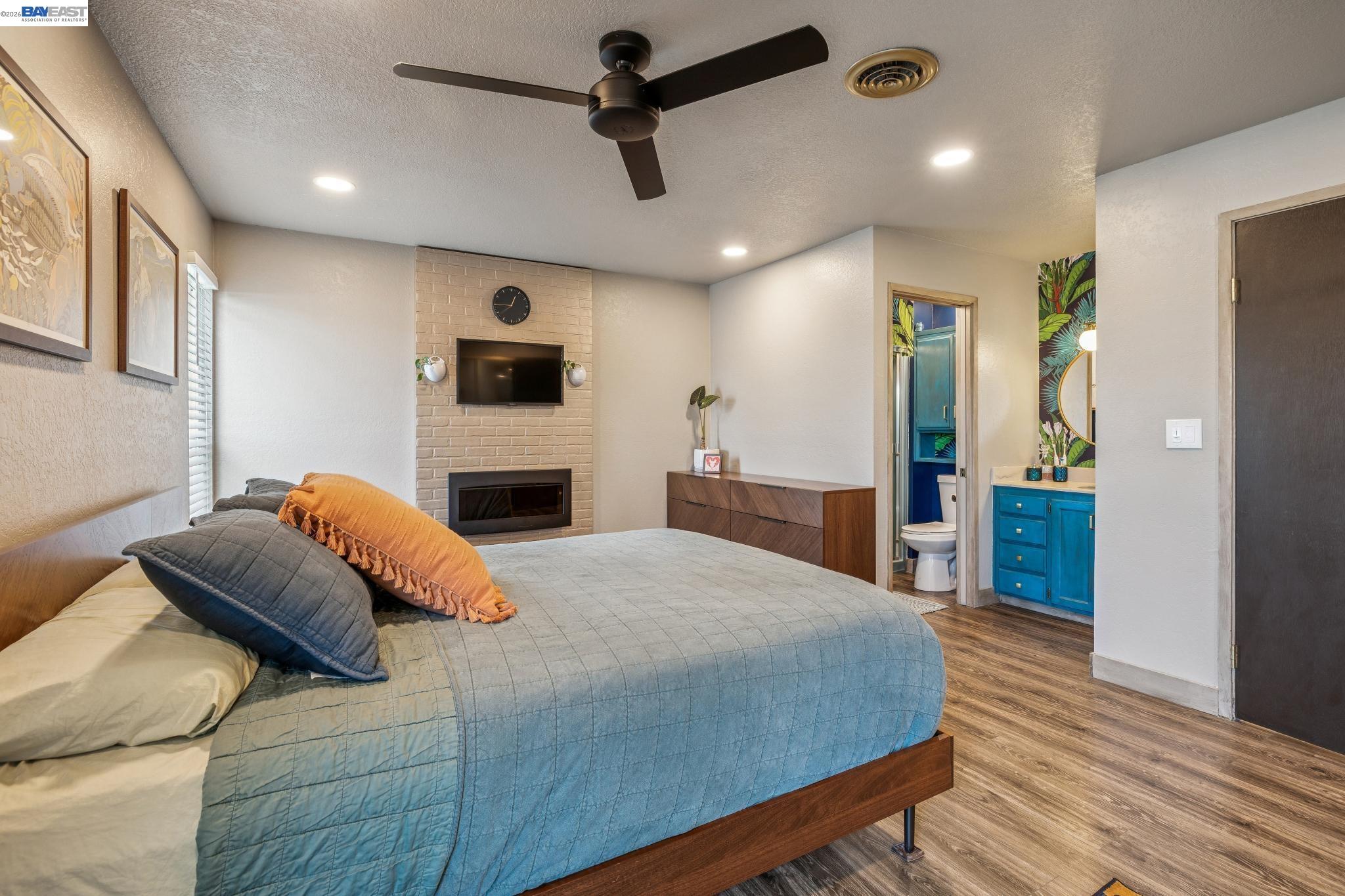 2327 Fairway Drive