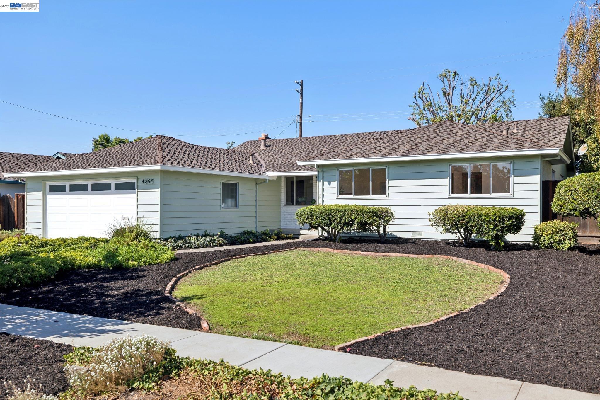 4895 Mildred Dr