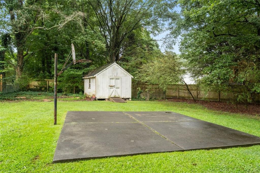 1900 McConnell Road