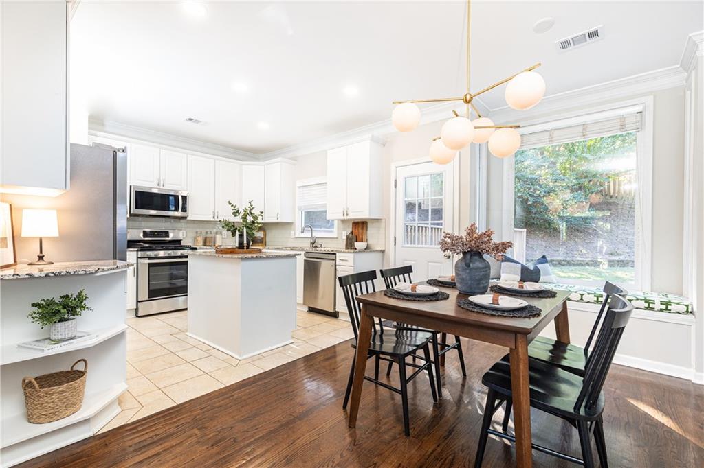 1370 Brookhaven Village Circle NE