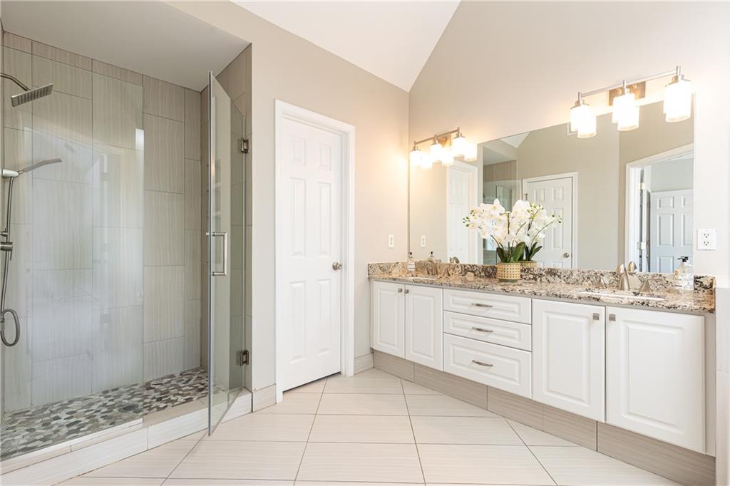 1370 Brookhaven Village Circle NE