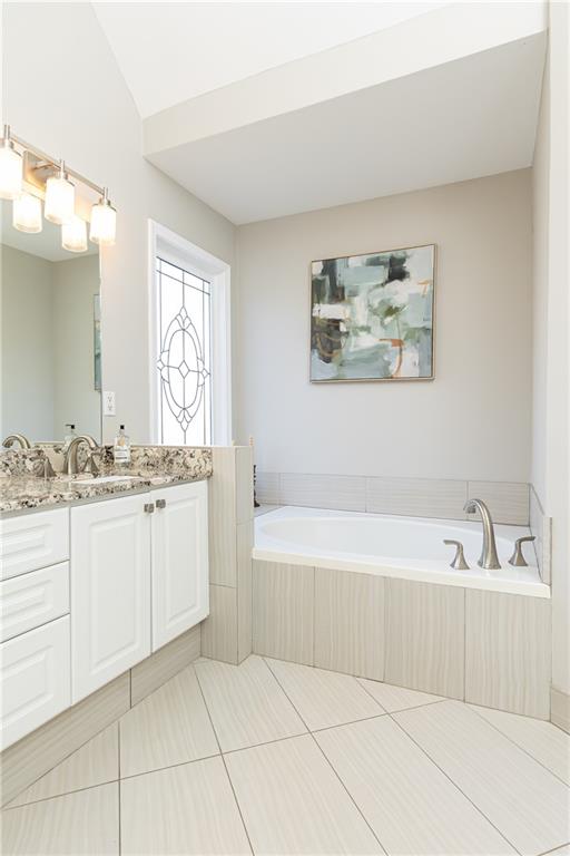 1370 Brookhaven Village Circle NE