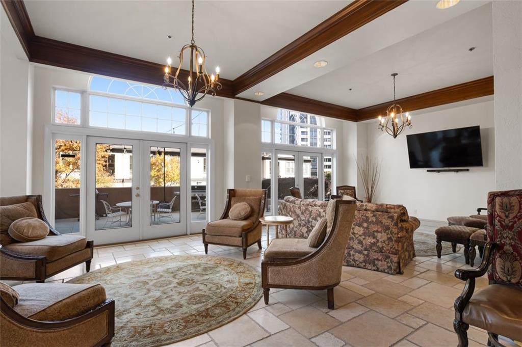 3435 Kingsboro Road NE