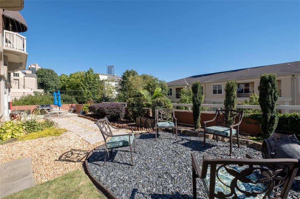 3435 Kingsboro Road NE