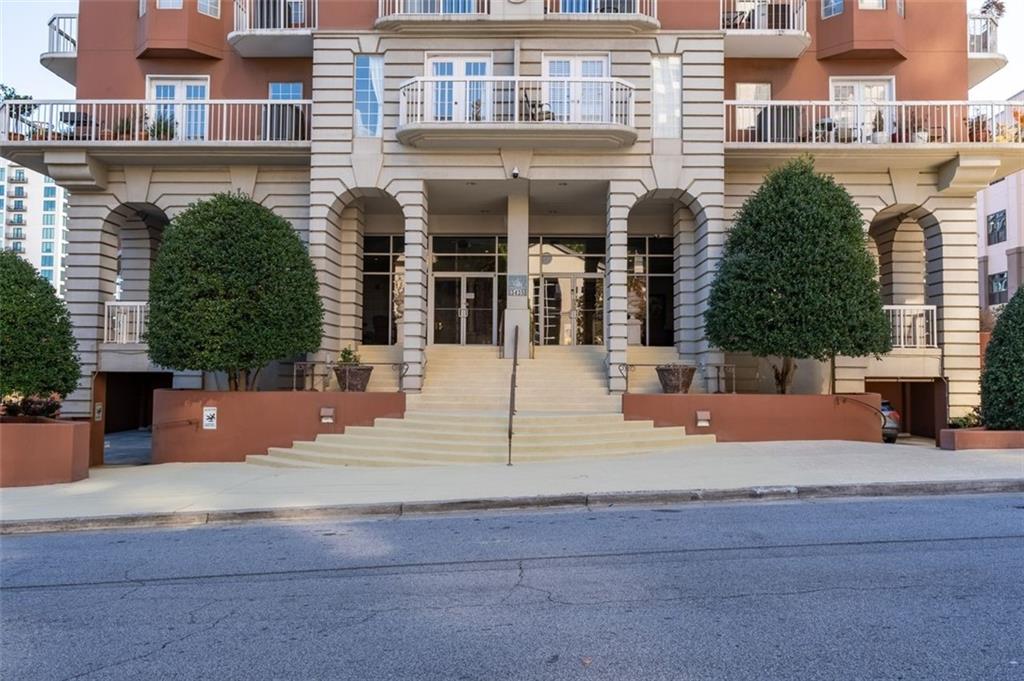 3435 Kingsboro Road NE