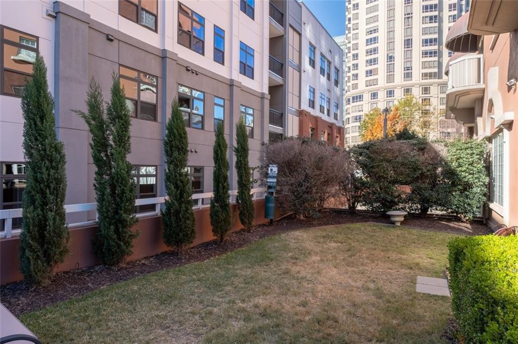 3435 Kingsboro Road NE