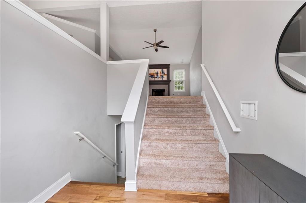 5078 Newpark Drive NW