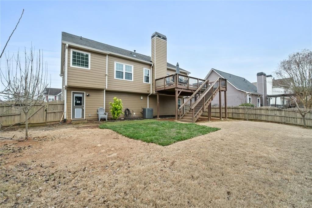 5078 Newpark Drive NW