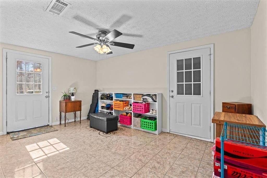 1537 David Lee Street