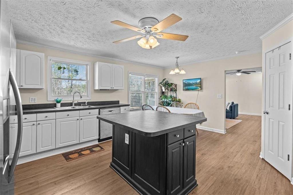 1537 David Lee Street