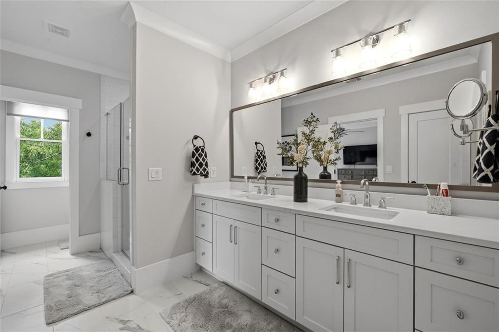 1033 Endeavour Court