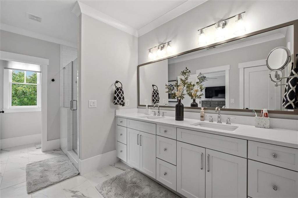 1033 Endeavour Court