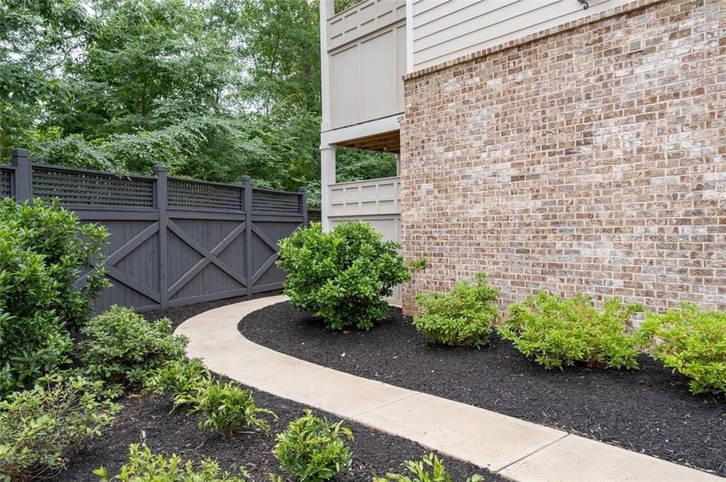 1033 Endeavour Court