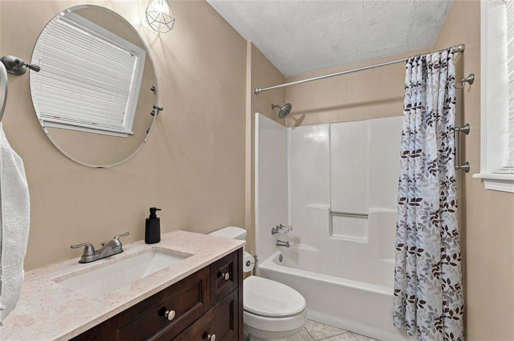 1382 Cave Springs Road