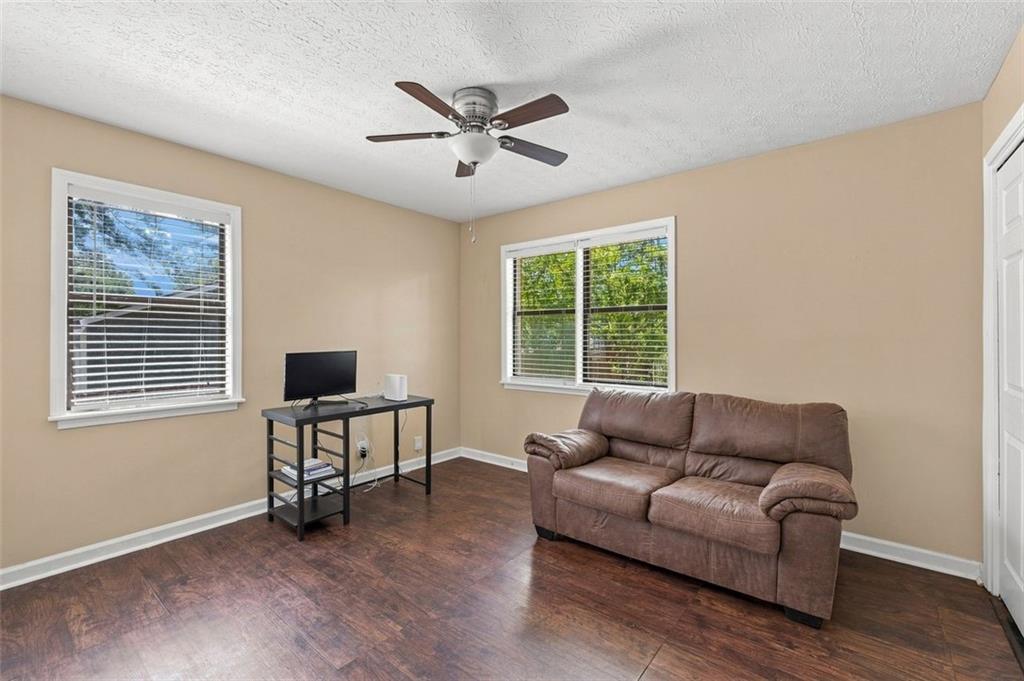 1382 Cave Springs Road