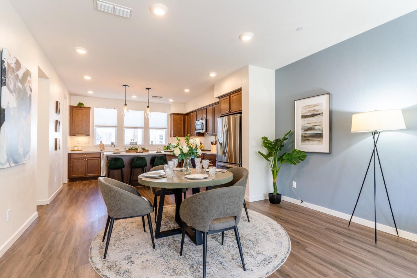 842 Gridley Terrace Unit: 2