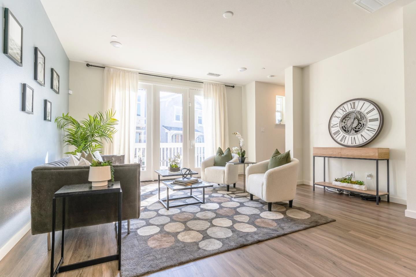 842 Gridley Terrace Unit: 2