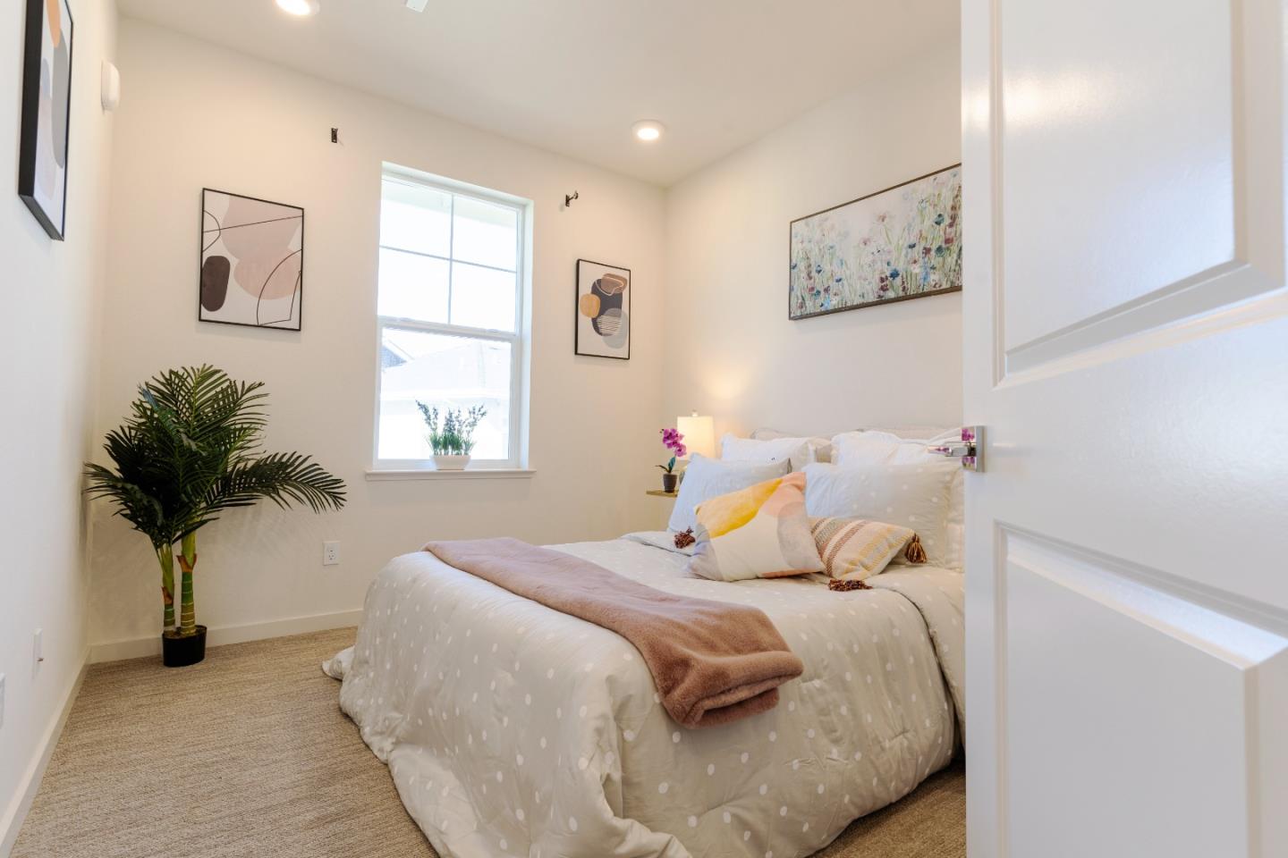 842 Gridley Terrace Unit: 2