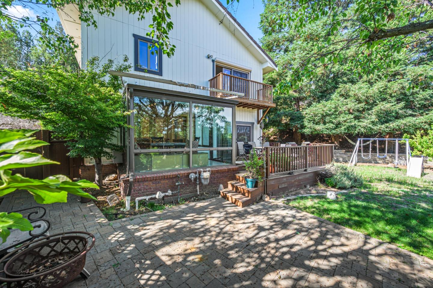 3265 Greenhills Drive