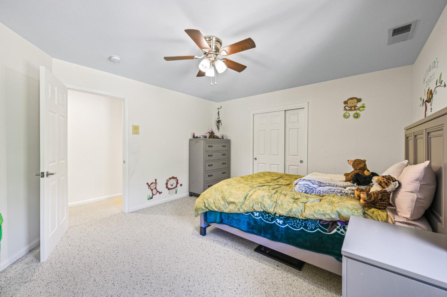 3265 Greenhills Drive