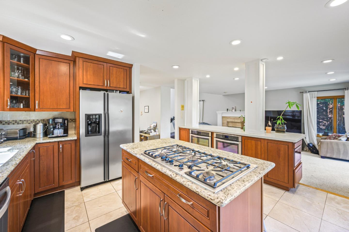 3265 Greenhills Drive