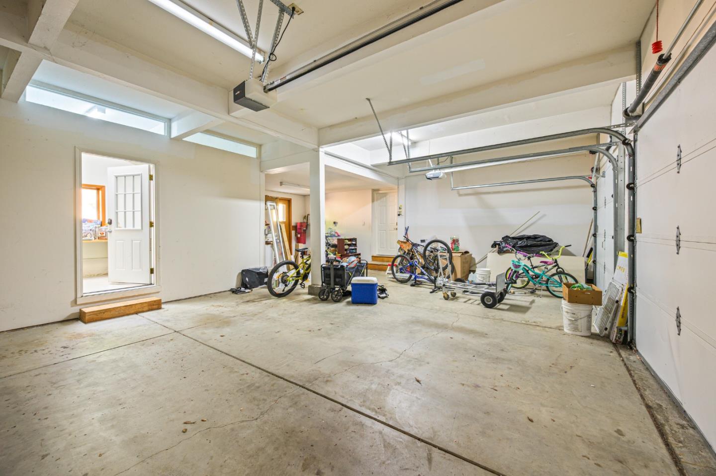 3265 Greenhills Drive