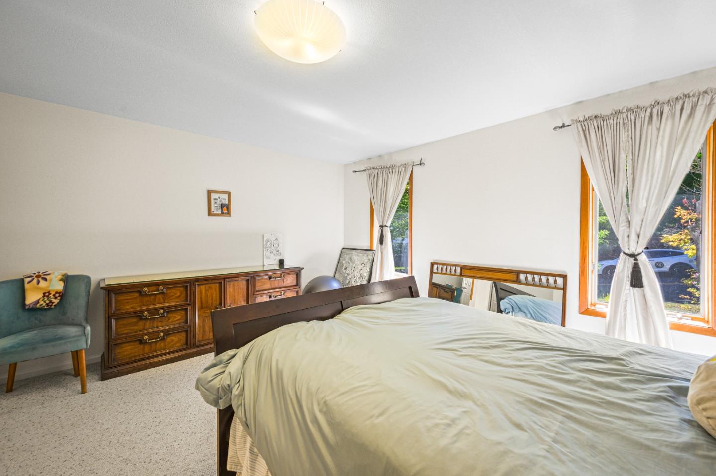 3265 Greenhills Drive