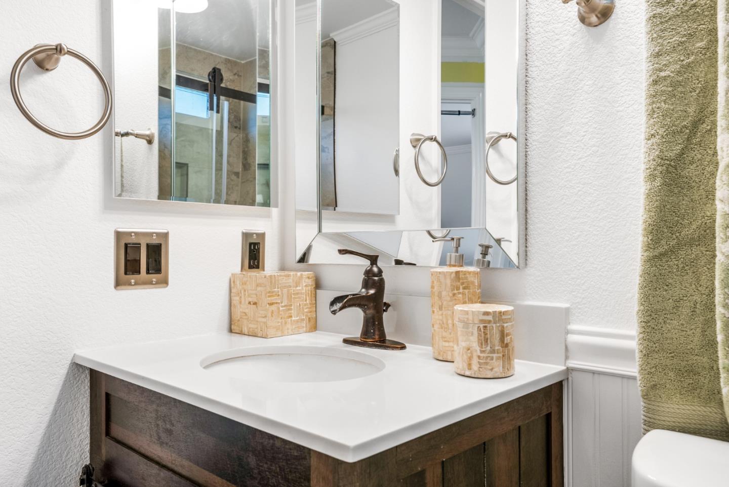 9251 Mockingbird Lane