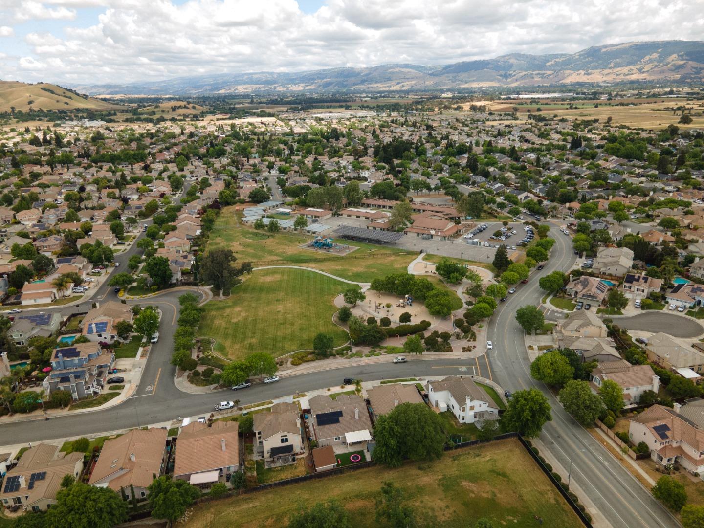 9251 Mockingbird Lane