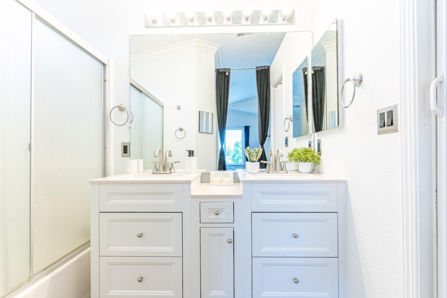 9251 Mockingbird Lane