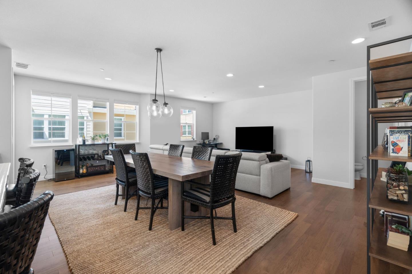 641 Turnbuckle Drive 1701