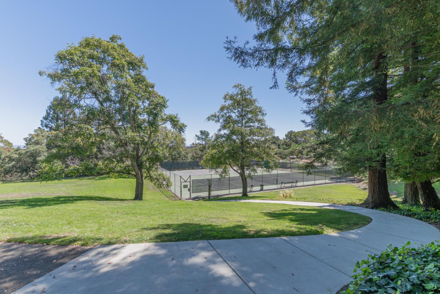 6 Havenridge Court