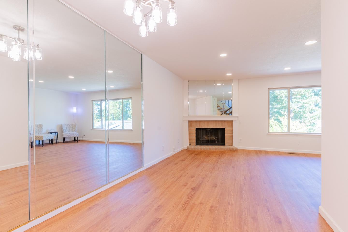 6 Havenridge Court