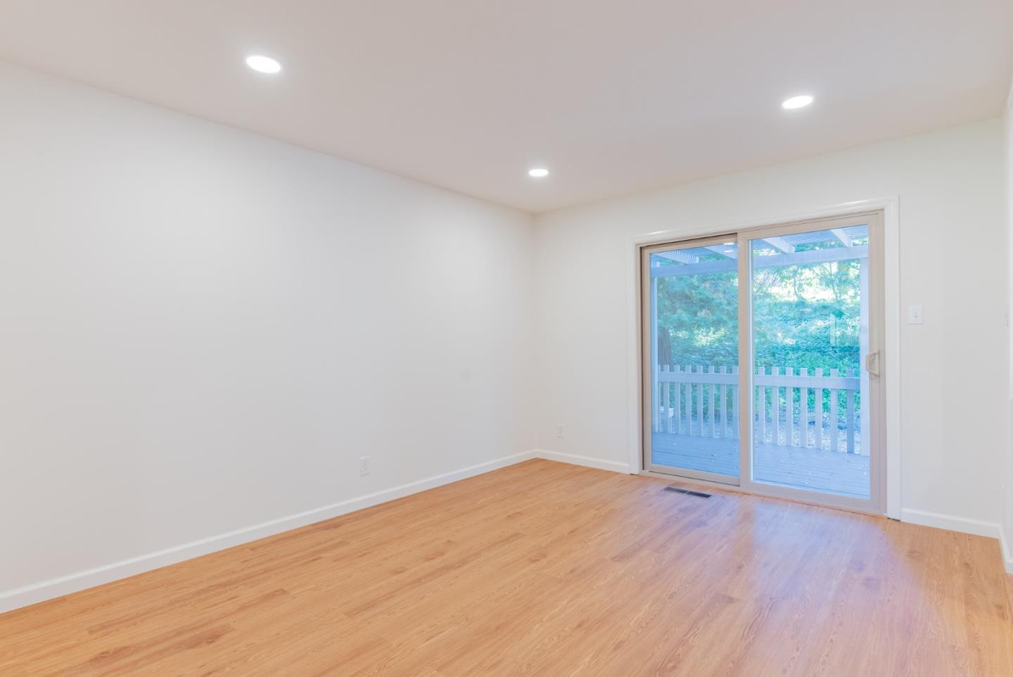 6 Havenridge Court