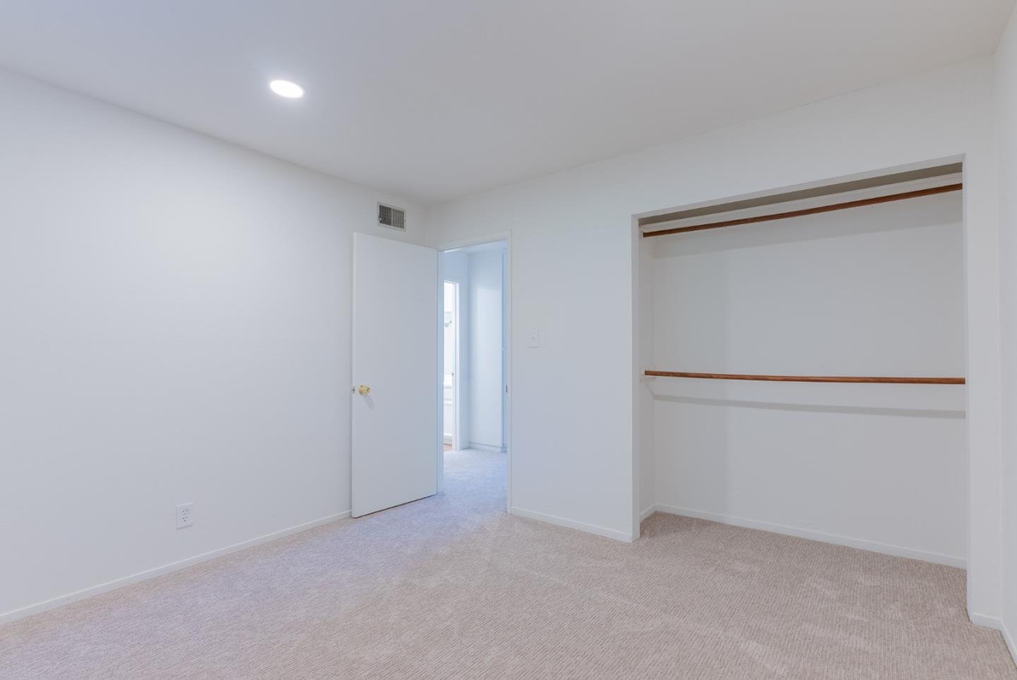 6 Havenridge Court