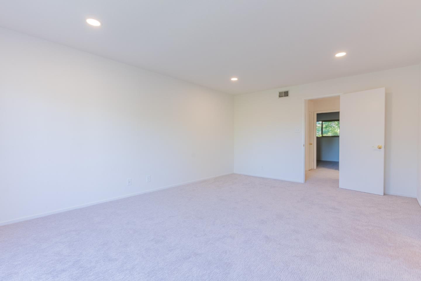 6 Havenridge Court